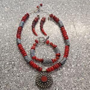 Red and Black Beaded Jewelry Set